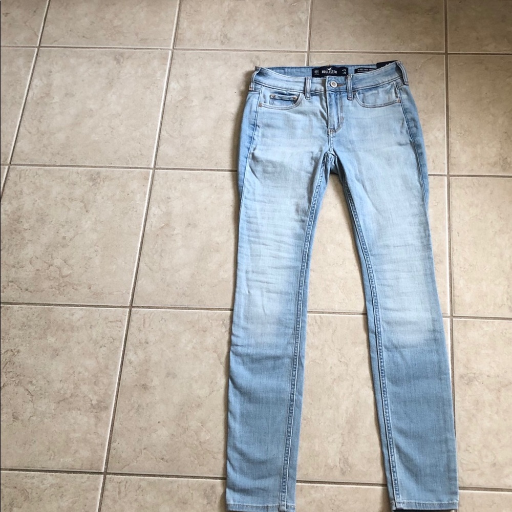 Women Hollister super skinny jeans brand new